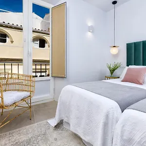 https://iloftmalaga-san-juan.hotelsinnerja.org